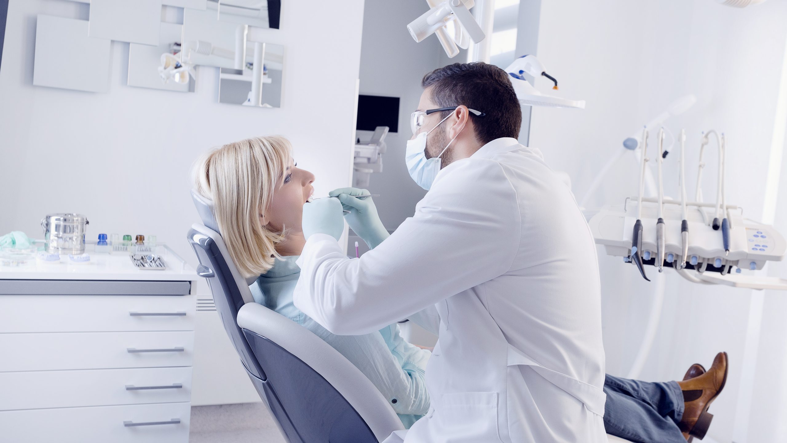 Dentist in Alexandria, IN